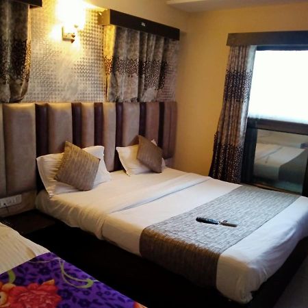 Hotel Dream Inn Ahmedabad Exterior foto